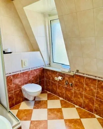 & Restaurant Zu Den Linden