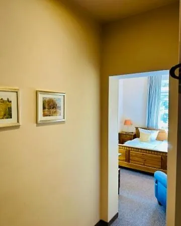 & Restaurant Zu Den Linden Vendégház